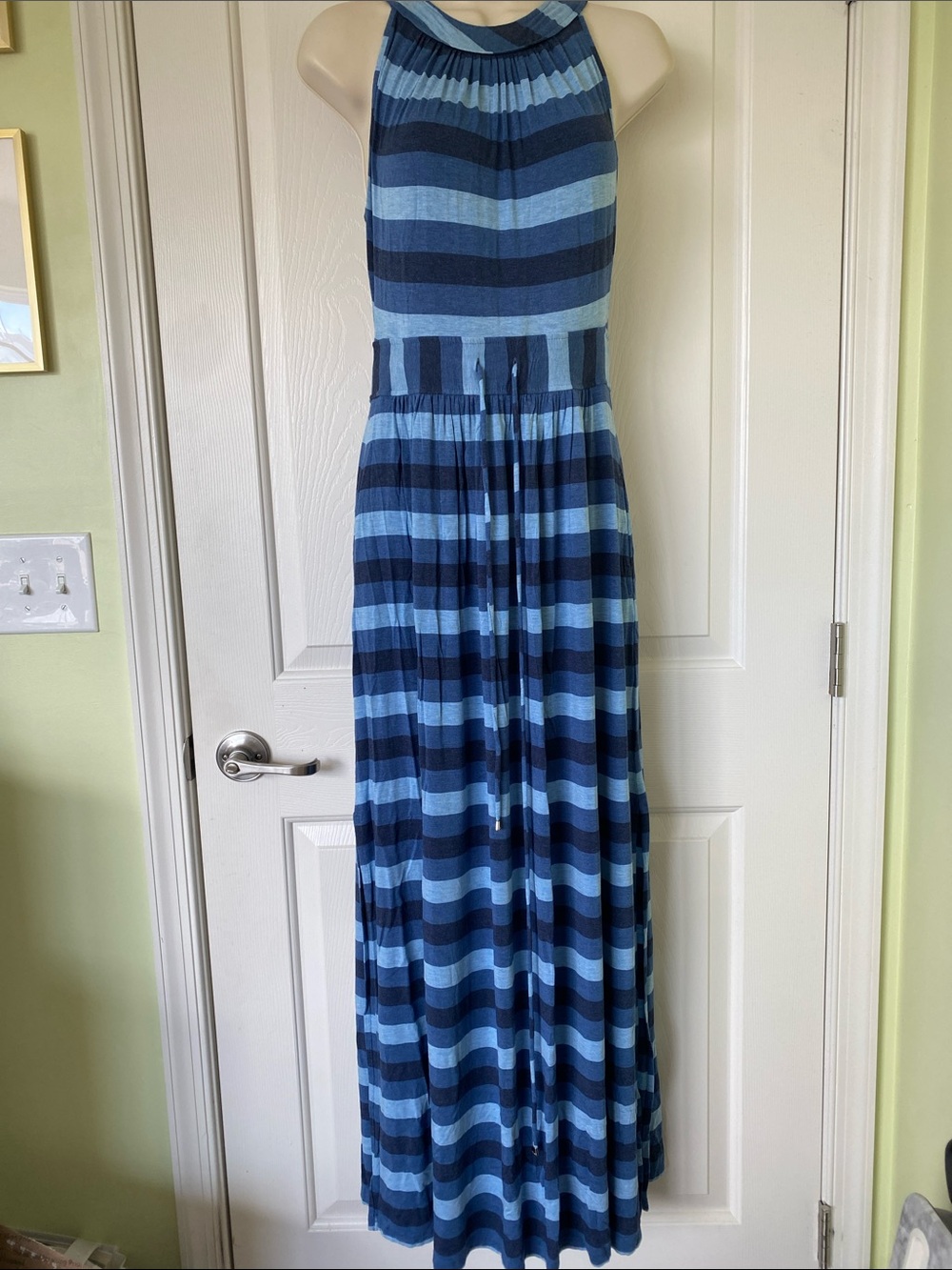Calvin Klein Jersey Maxi dress. Blue stripe. SZ 6